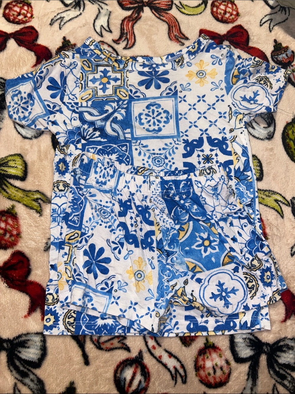 Posh Peanut Blue & White Tile-Print Pajama Set with Yellow Accents